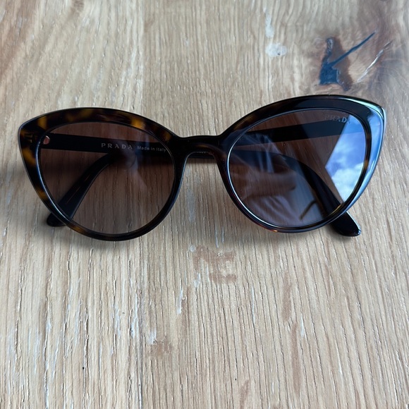 Prada - cat eye 02VS 2AU6S1 - New like - Picture 4 of 5